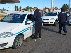 Taxistas “Pícaros”: Adulteraron relojes tarifadores y engañaron sus pasajeros