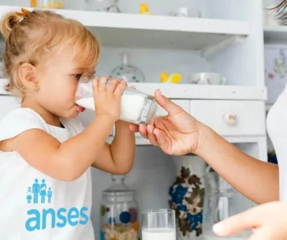 ANSES: ¿Cómo acceder a la AUH? La asignación mensual por hija e hijo menor.