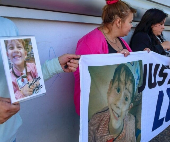 Unidos por Lucio: Santa Rosa se une en vigilia por justicia para el niño asesinado.