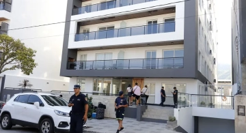 Bebé de dos años cae desde quinto piso en Carlos Paz, Córdoba: Niñera imputada por lesiones graves.