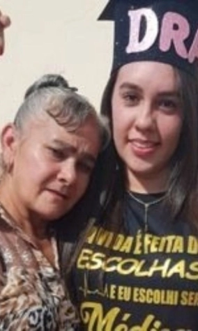 La historia inspiradora de una madre que vendió chipa para pagar la universidad de su hija.